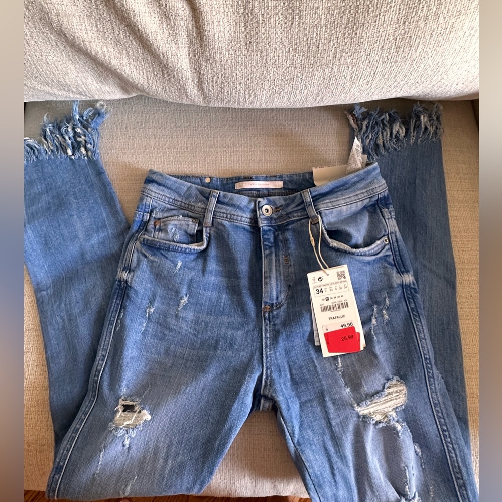 Zara Jeans.